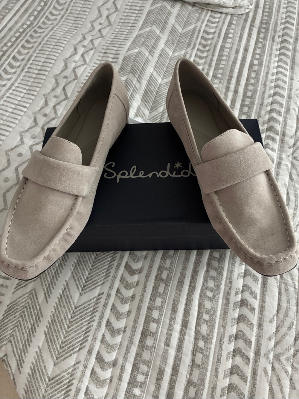 Splendid Women’s Suede Slip-On Loafers in Pebble NWT
